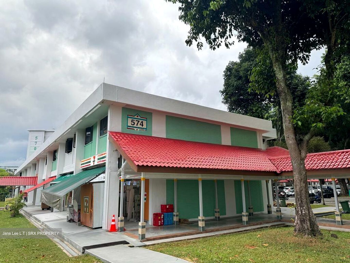 Ang Mo Kio Avenue 10 (D20), Shop House #451511451